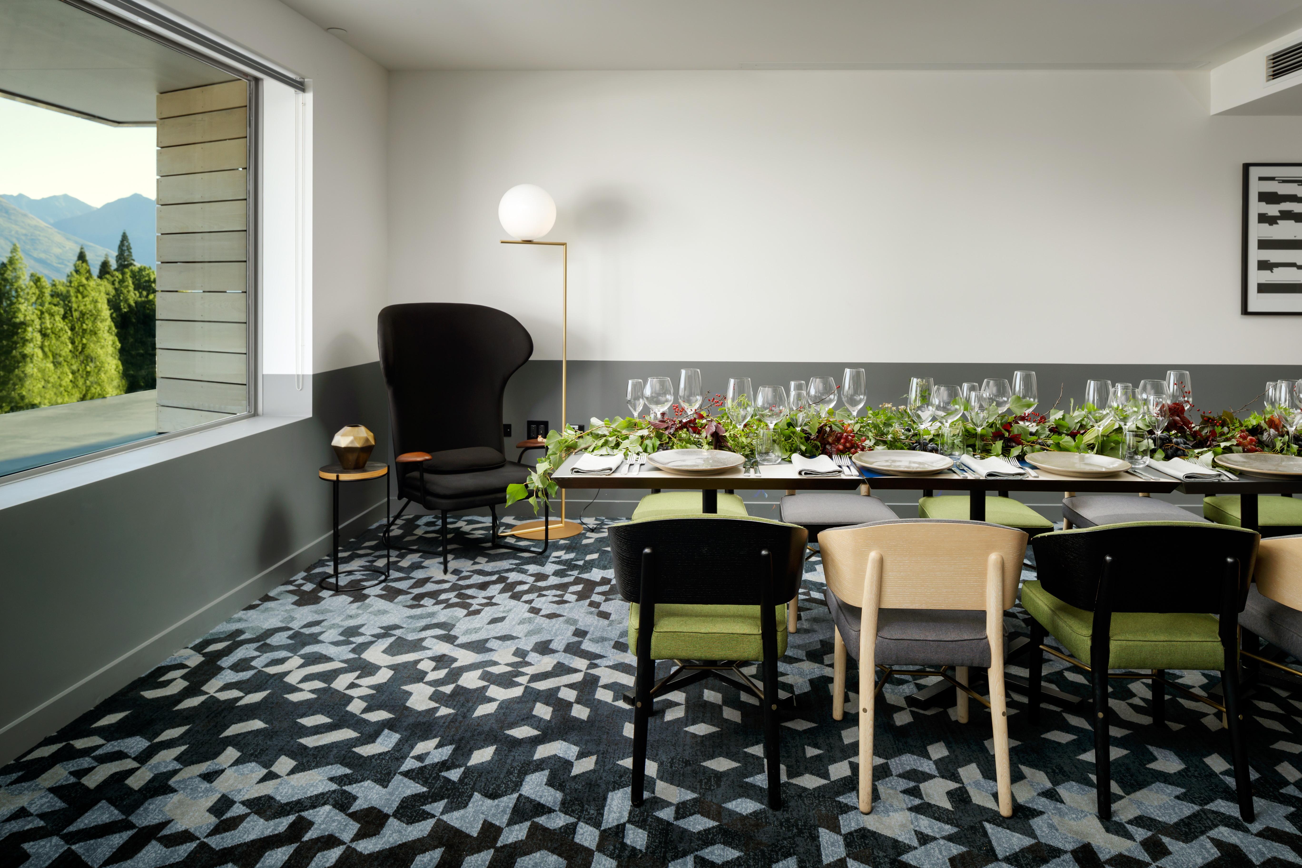 คิวที ควีนส์ทาวน์ Hotel ภายนอก รูปภาพ The dining room at the Hotel